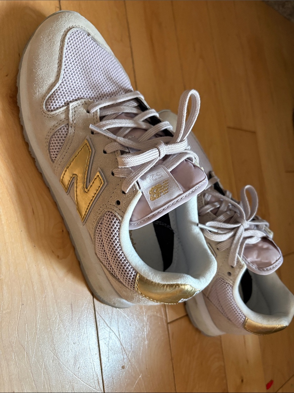 New Balance 520 suede lavender and Gold Sneakers